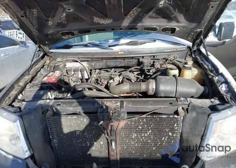 2005 Ford F-150 Stx/Xl/Xlt из США, поврежденный, VIN 1FTRF12235NC05767